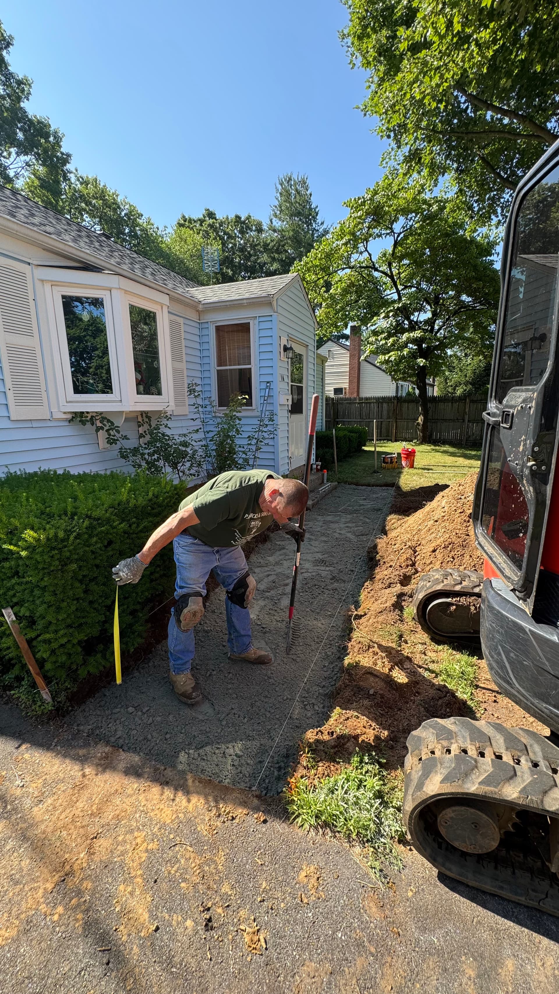 Gallery photos for Paver Walkway Installation with Drainage in East Hartford: Image #1