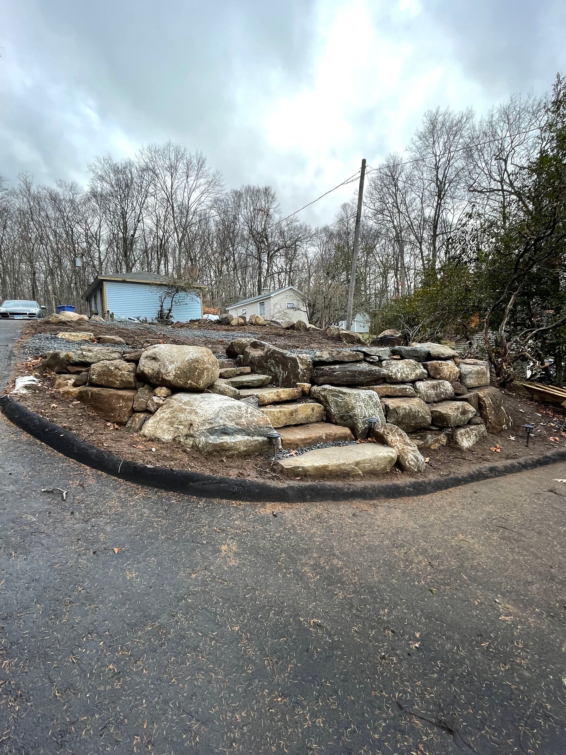 Gallery photos for Expert Hardscaping by the Waterfront: Image #5