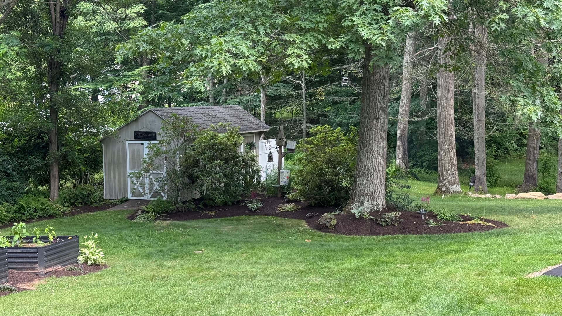 Gallery photos for 20-Yard Mulch Job in Tolland That Made a Real Difference: Image #6